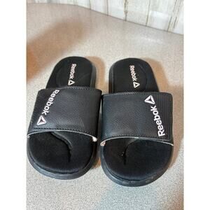 Reebox Size 13 Youth - Black and Pink Mesh Sandals‎